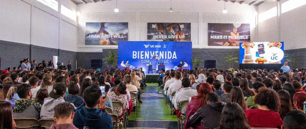 Más de 1000 personas disfrutaron de la Conferencia Tú eres la Magia.